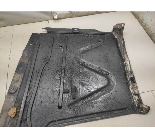 Защита днища (правая)