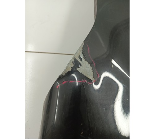 Крыло переднее правое