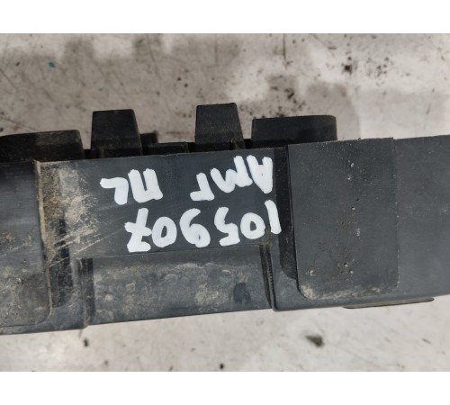 Поддомкратная подушка (поддомкратник) передяя левая