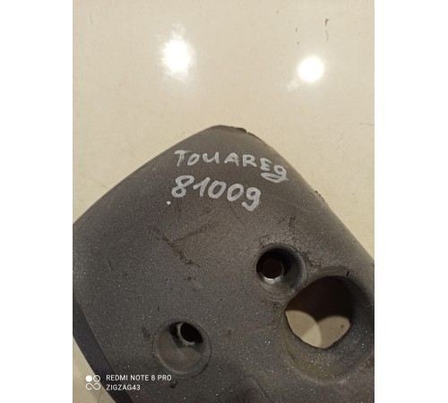 Шумоизоляция обшивки рулевой колонки