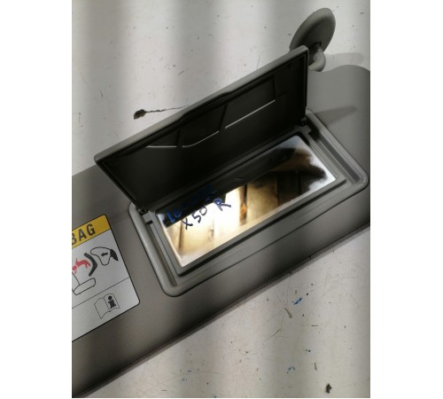 Козырек солнце защитный правый