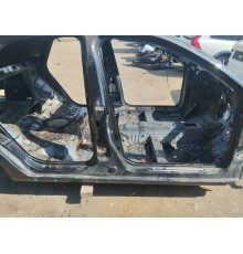 Порог со стойкой правый