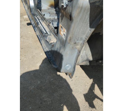 Порог со стойкой правый