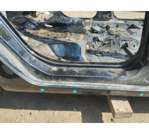 Порог со стойкой правый