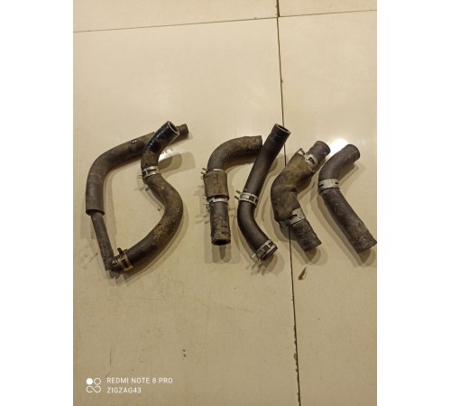 Патрубок системы охлаждения