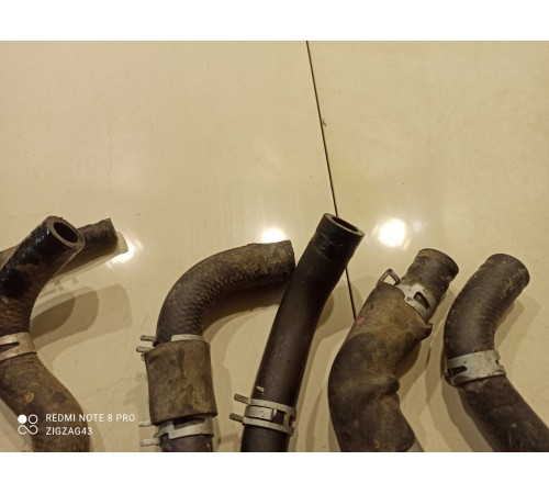 Патрубок системы охлаждения