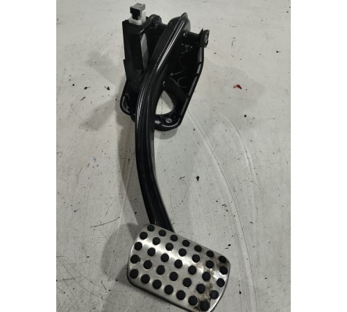 Педаль тормоза