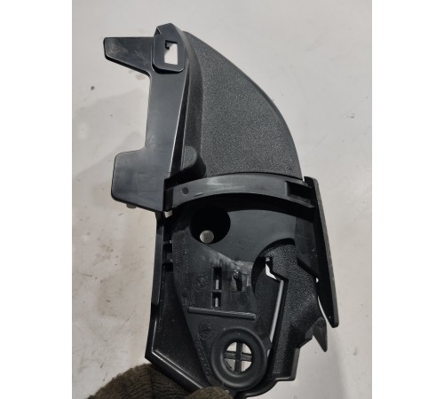 Обшивка стойки(задняя левая)