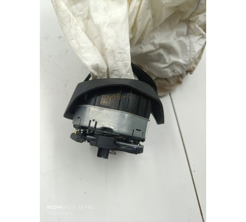 Подушка безопасности водителя