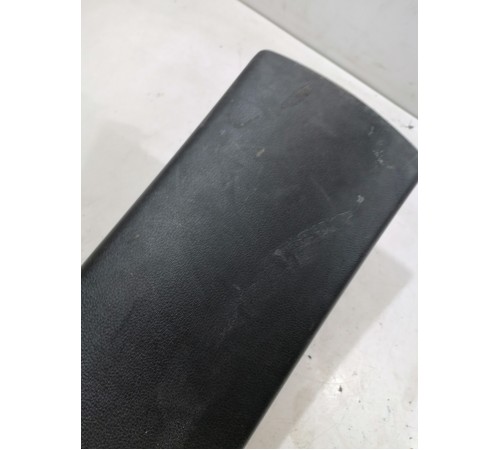 Накладка центральной консоли задняя