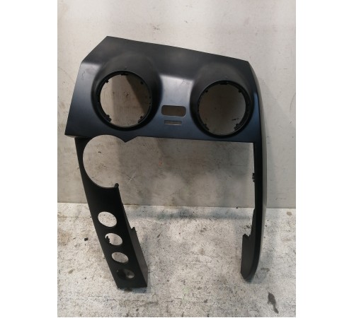 Накладка декоративная центральная в торпеду