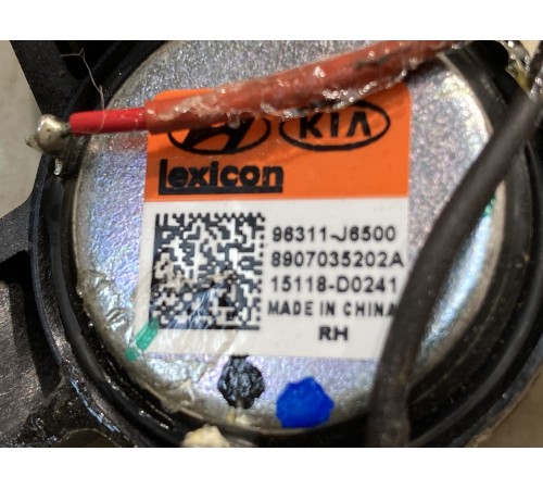 Динамик высокочастотный (передний правый)