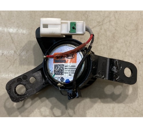 Динамик высокочастотный (передний правый)