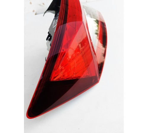 Фонарь (задний левый)