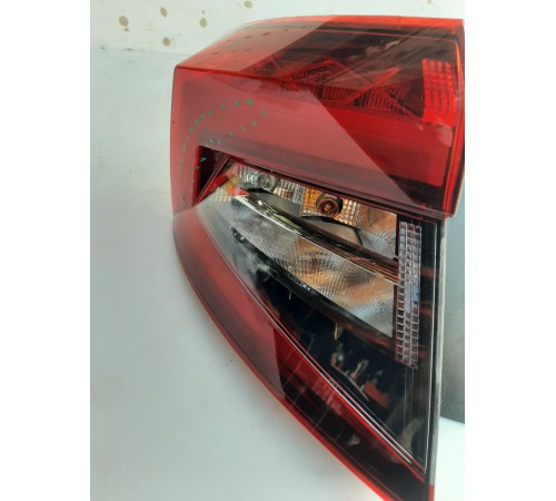 Фонарь (задний левый)