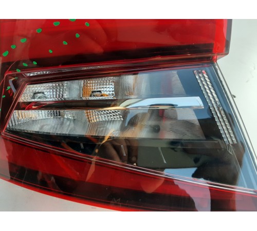 Фонарь (задний левый)