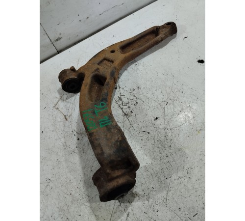 Рычаг подвески передний левый