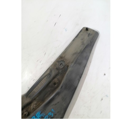 Брызговик задний правый