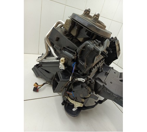 Корпус отопителя печки в сборе