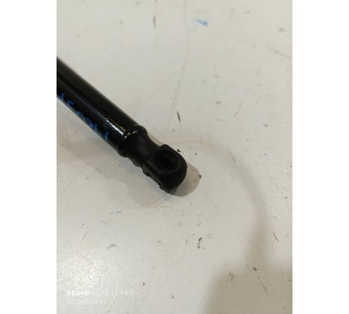 Амортизатор капота