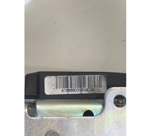 Ремень безопасности (задний, левый)