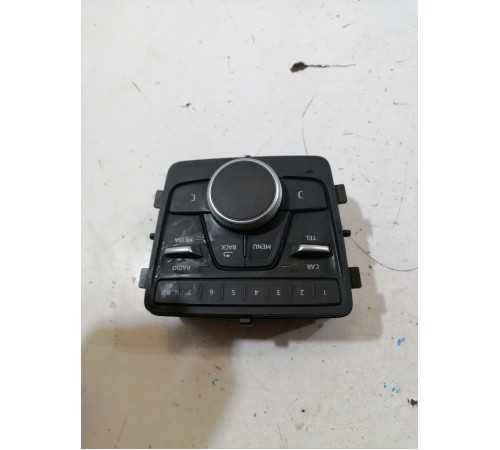 Блок управления магнитолой