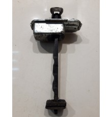 Ограничитель двери (передний, правый)