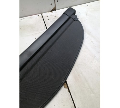 Шторка багажника