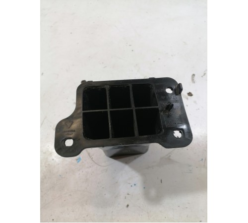 Кронштейн передний левый