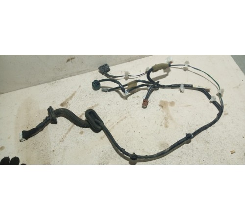 Электропроводка двери задней правой