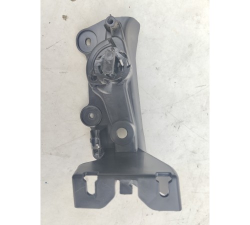 Кронштейн ручки открывания капота