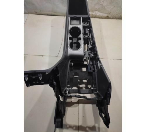 Центральная консоль