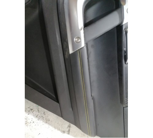 Обшивка двери задняя правая