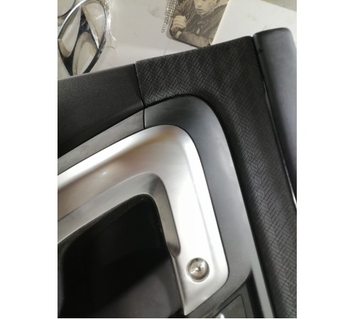 Обшивка двери задняя правая