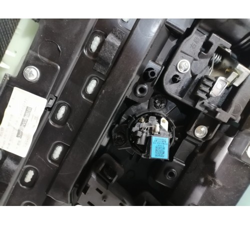 Обшивка двери задняя правая