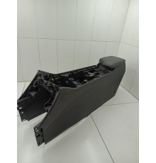 Центральная консоль с подлокотником