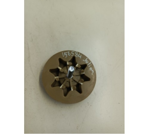 Болт фиксатор запасного колеса