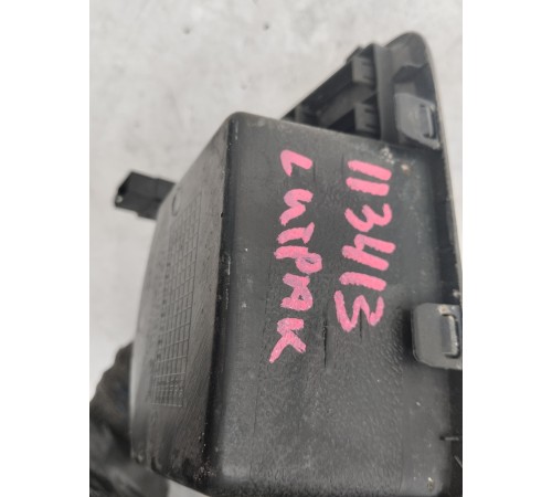 Накладка приборной панели с гнездами для клавиш