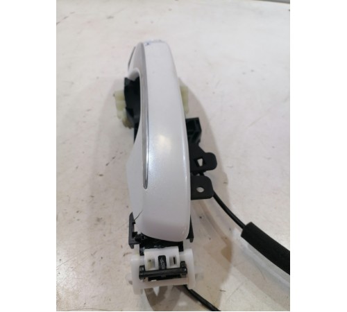 Ручка двери передняя левая наружная