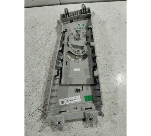 Обшивка центральной стойки левая верхняя