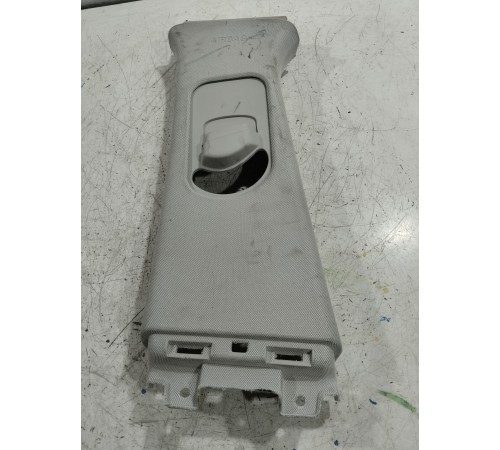 Обшивка центральной стойки левая верхняя