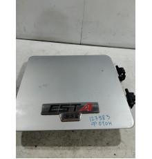 Крышка вещевого ящика правая