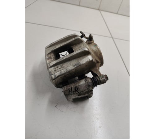 Суппорт передний правый