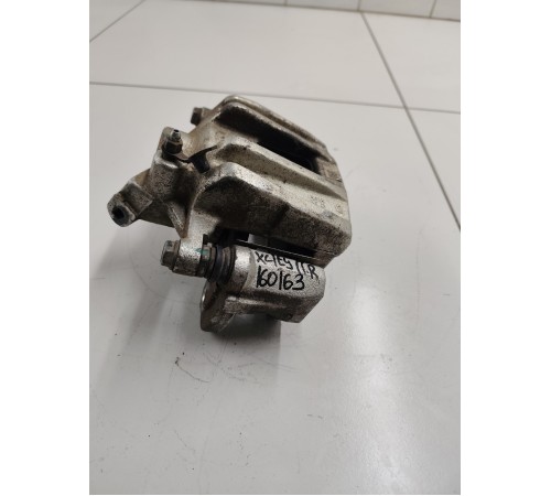 Суппорт передний правый