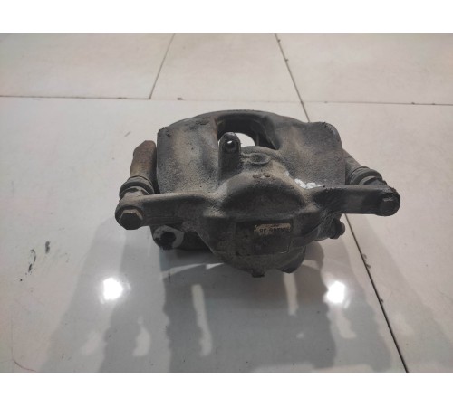 Суппорт (передний, правый)