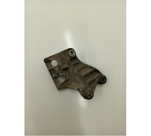 Кронштейн катализатора