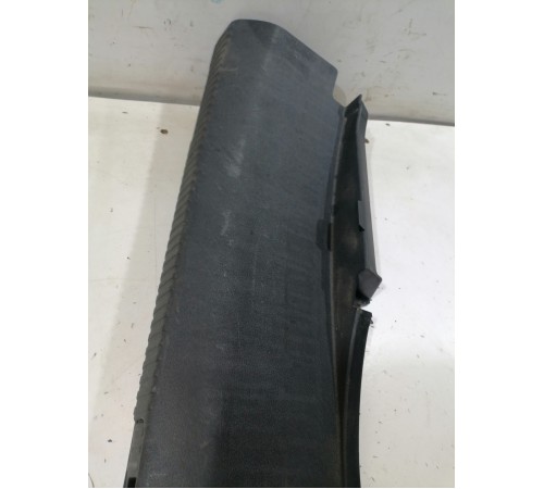 Накладка крышки багажника