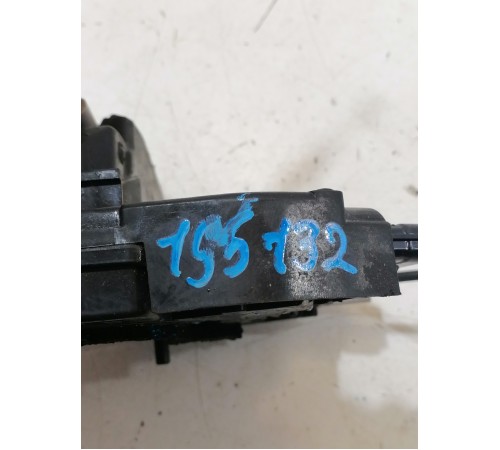 Замок двери задний левый