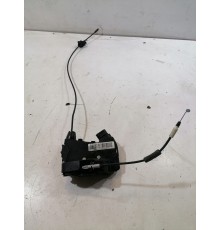 Замок двери задний левый