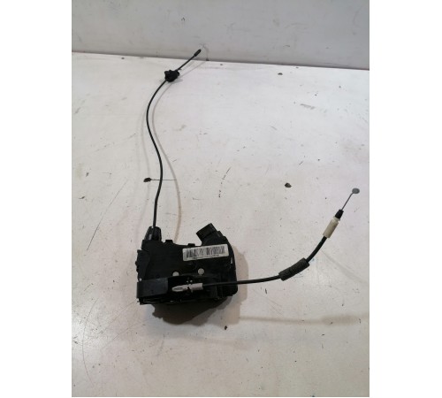 Замок двери задний левый